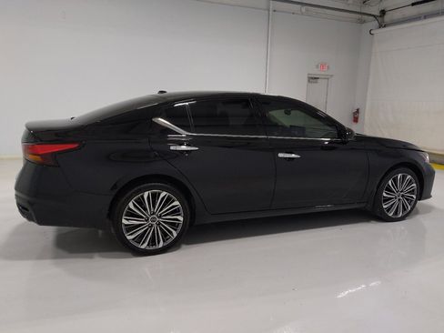 Used 2023 Nissan Altima 2.5 SL image 10