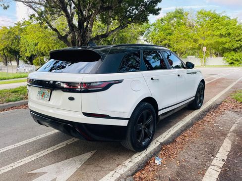 Used 2018 Land Rover Range Rover Velar S image 4