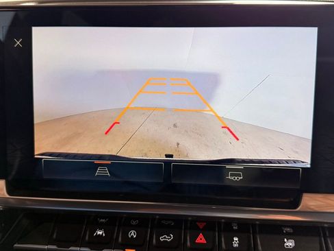 Used 2024 GMC Sierra 1500 SLT image 25