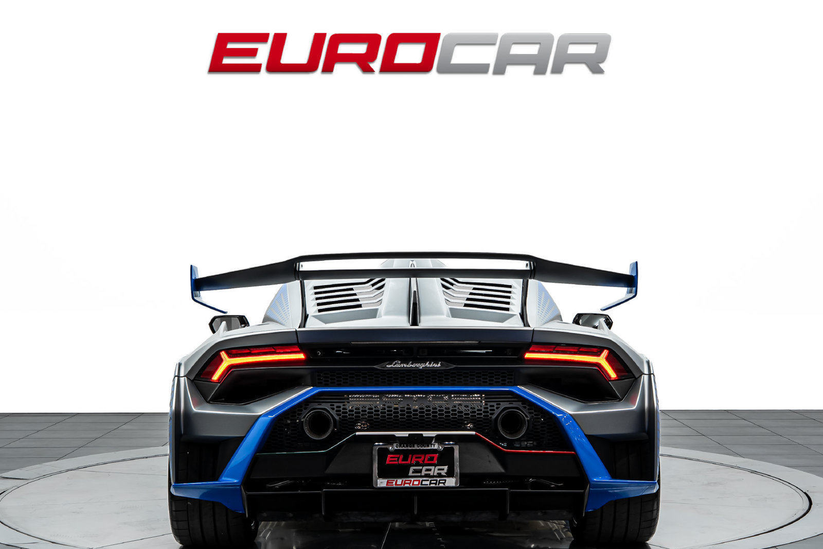 Used 2022 Lamborghini Huracan STO RWD image 4