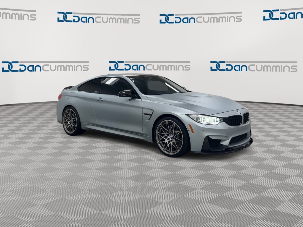 Used 2017 BMW M4 Coupe RWD image 2