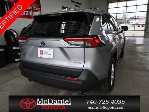 Certified 2020 Toyota RAV4 XLE w/ Convenience Package image 6