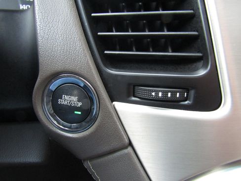 Used 2016 GMC Yukon XL Denali w/ Open Road Package image 32