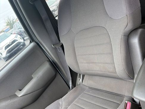 Used 2007 Nissan Frontier XE w/ Preferred Pkg image 5