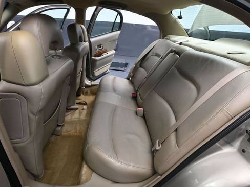 Used 2002 Buick Le Sabre Limited FWD image 40