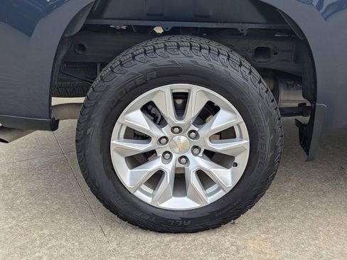 Used 2022 Chevrolet Silverado 1500 Custom w/ LPO, Dark Essentials Package image 4