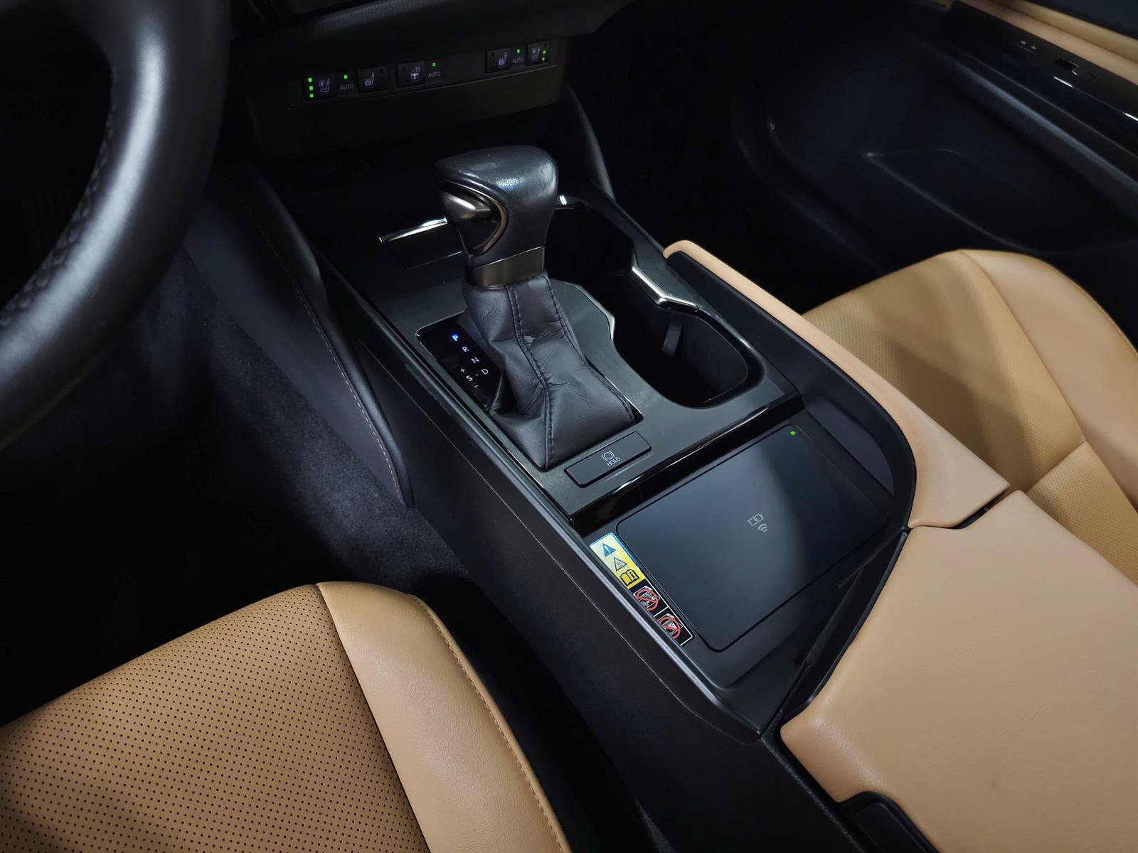 Certified 2024 Lexus ES 350 w/ Premium Package FWD image 27