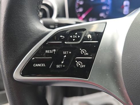 Used 2025 Mercedes-Benz C 300 Sedan image 39