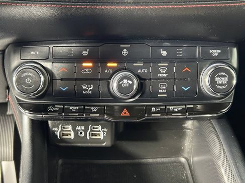 Used 2023 Dodge Durango GT AWD/4WD image 22