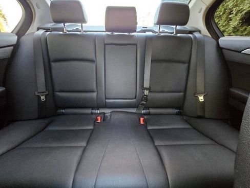 Used 2014 BMW 528i Sedan RWD image 13