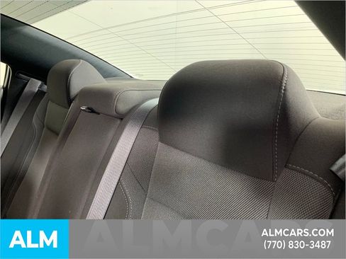 Used 2022 Dodge Charger SXT image 32