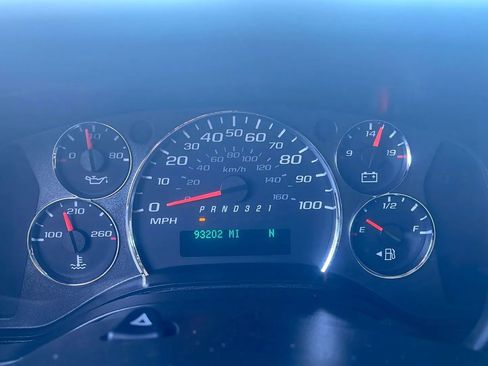 Used 2013 Chevrolet Express 1500 AWD image 12