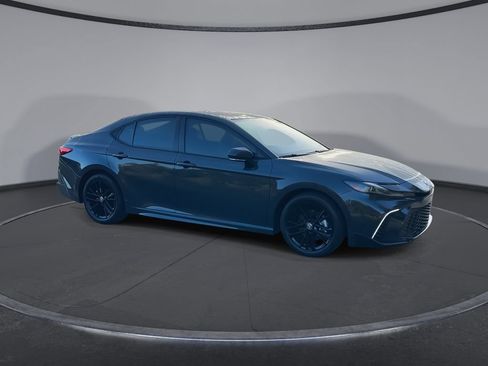 Certified 2026 Toyota Camry SE FWD image 2
