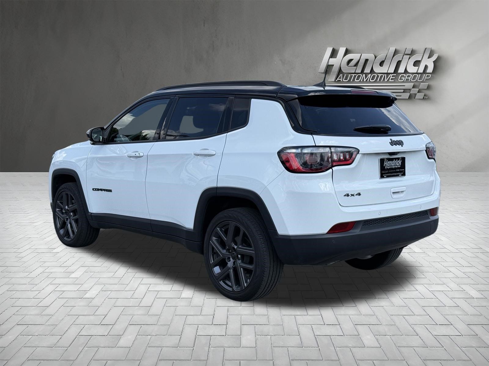 Used 2026 Jeep Compass Limited AWD/4WD image 8