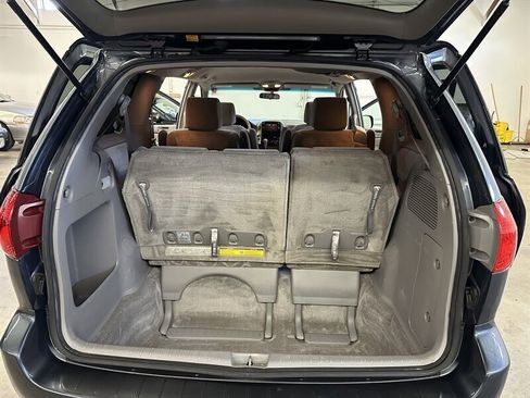 Used 2007 Toyota Sienna LE image 15