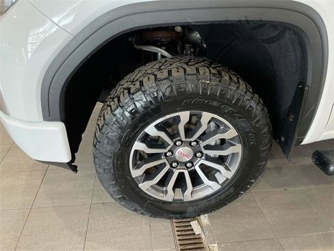 Used 2019 GMC Sierra 1500 AT4 image 8