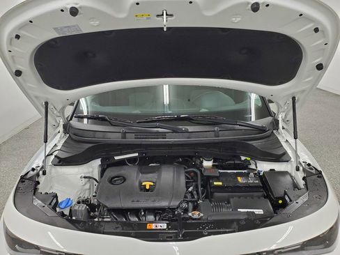 Used 2024 Kia Soul LX w/ Option Group 015 image 9