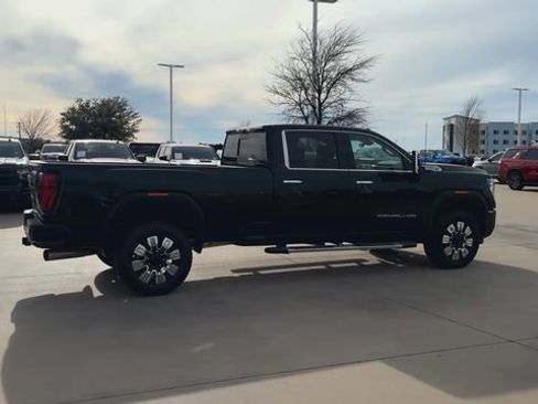 New 2026 GMC Sierra 3500 Denali w/ Technology Package image 9