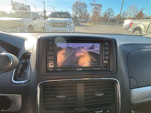 Used 2018 Dodge Grand Caravan GT image 16