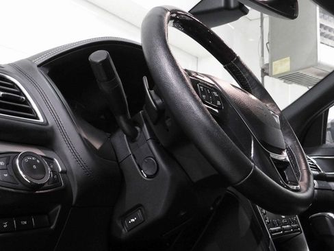 Used 2019 Ford Explorer Platinum image 30