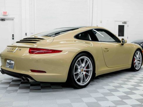 Used 2014 Porsche 911 Carrera S image 8