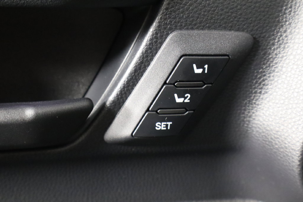 Used 2026 Toyota 4Runner Trailhunter AWD/4WD image 16
