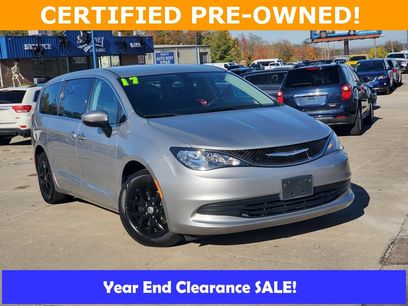 Used 2017 Chrysler Pacifica Touring