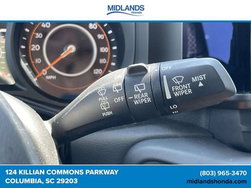 Used 2025 Jeep Wrangler Unlimited Sahara AWD/4WD image 23