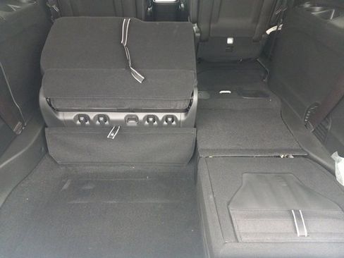 New 2025 Chrysler Pacifica Select image 14