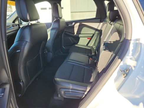 Used 2025 Ford Escape ST-Line Select w/ Class II Trailer Tow Package image 15