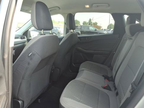 Used 2022 Ford Escape SE w/ Convenience Package FWD image 16
