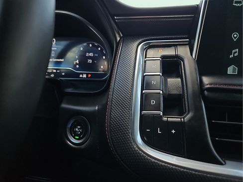 Used 2024 Chevrolet Tahoe RST w/ RST Performance Edition AWD/4WD image 20