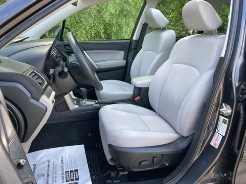 Used 2018 Subaru Forester 2.5i Premium w/ All-Weather Package AWD/4WD image 16