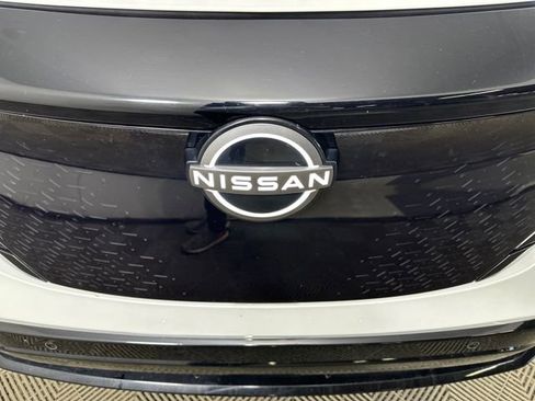 Used 2024 Nissan Ariya AWD image 9