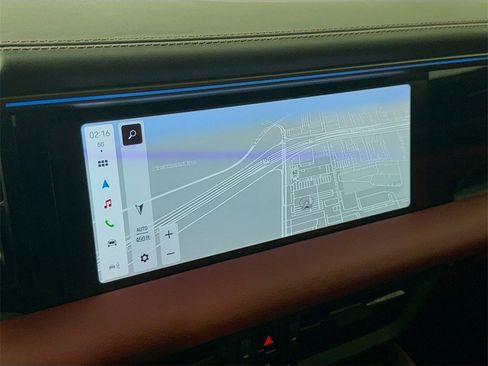 New 2025 Porsche Macan Electric image 18