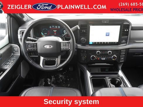 Used 2025 Ford F450 Platinum image 14