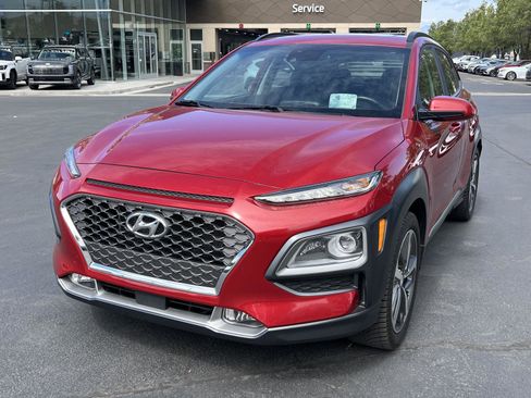 Used 2020 Hyundai Kona Ultimate FWD image 2