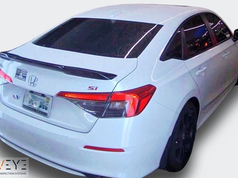 Used 2024 Honda Civic Si image 3