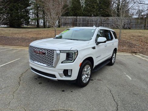 Used 2022 GMC Yukon Denali image 3