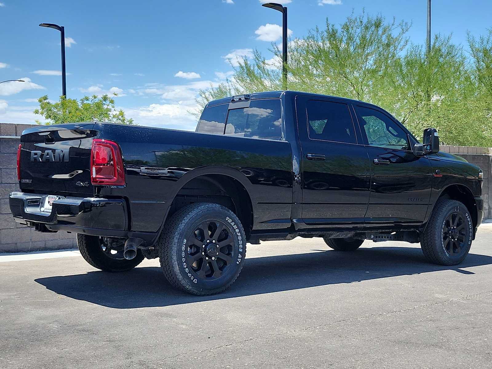 New 2026 RAM 2500 Laramie w/ Night Edition AWD/4WD image 8