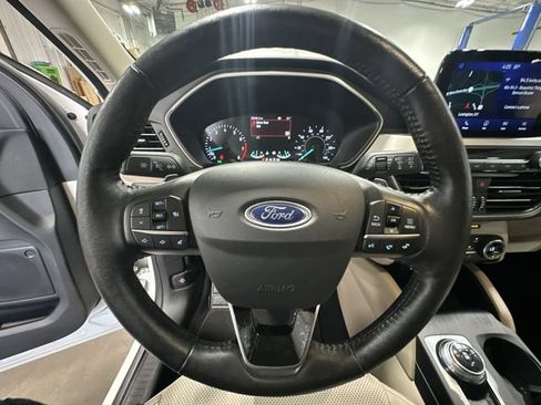 Certified 2020 Ford Escape SEL AWD/4WD image 15