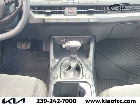 New 2026 Kia K4 FWD image 18