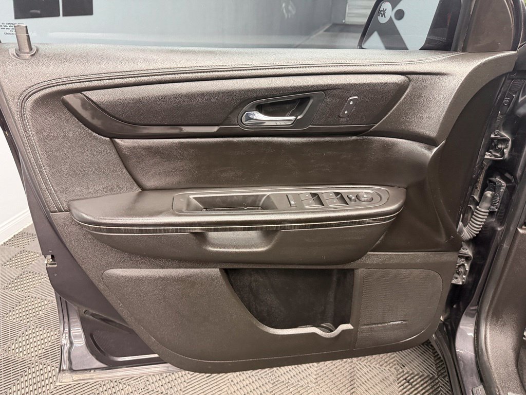 Used 2014 GMC Acadia SLT AWD/4WD image 36