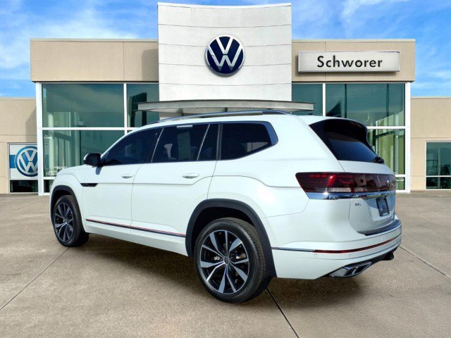 Certified 2025 Volkswagen Atlas SEL Premium R-Line AWD/4WD image 10