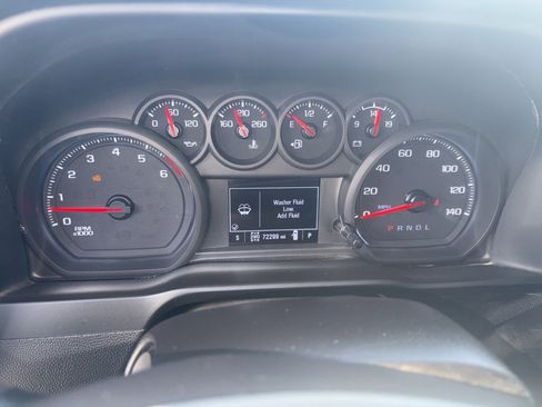 Used 2022 Chevrolet Silverado 2500 Custom w/ Custom Convenience Package image 17