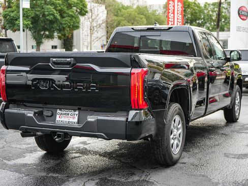 New 2026 Toyota Tundra SR image 7