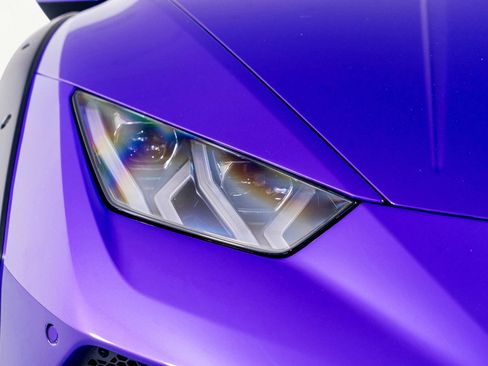 Used 2024 Lamborghini Huracan Sterrato image 28