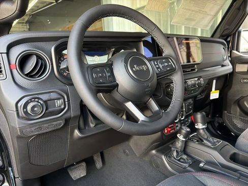 New 2026 Jeep Wrangler Unlimited Rubicon w/ Xtreme 35 Tire Package AWD/4WD image 3