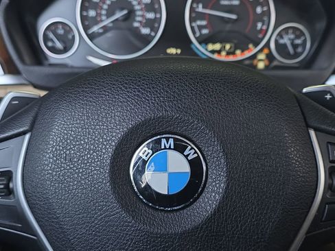 Used 2017 BMW 330i Sedan image 17