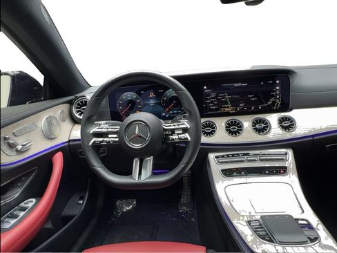 Used 2022 Mercedes-Benz E 450 Coupe image 31
